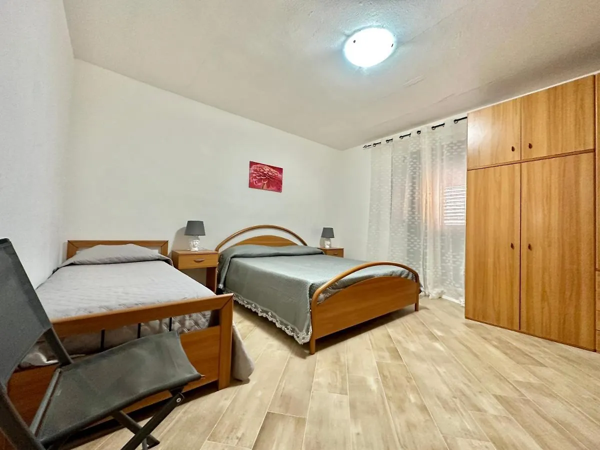 Veterani 63 Apartment Cefalu